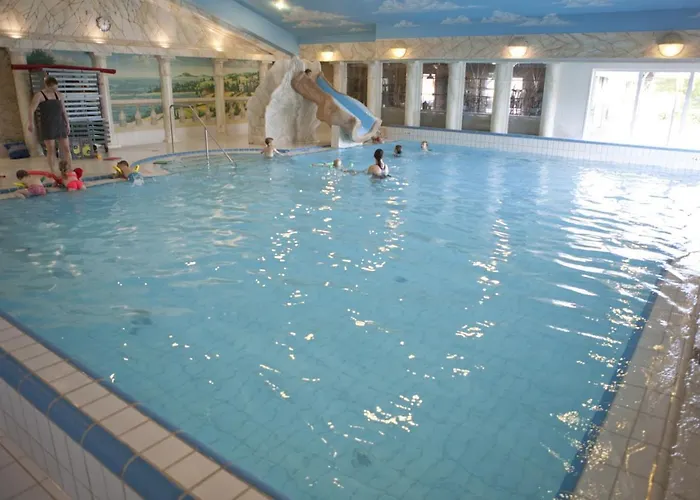 Alpstuga 4+4 Pers. Veluwelounge *